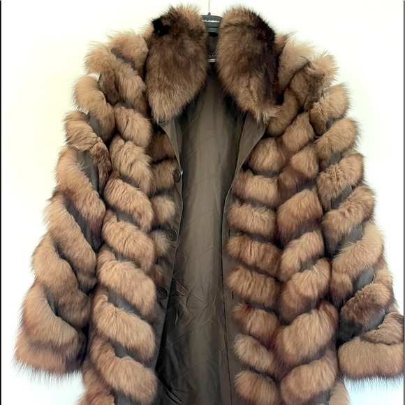 Dolce and Gabbana real fur coat size 6 - Picture 2 of 16